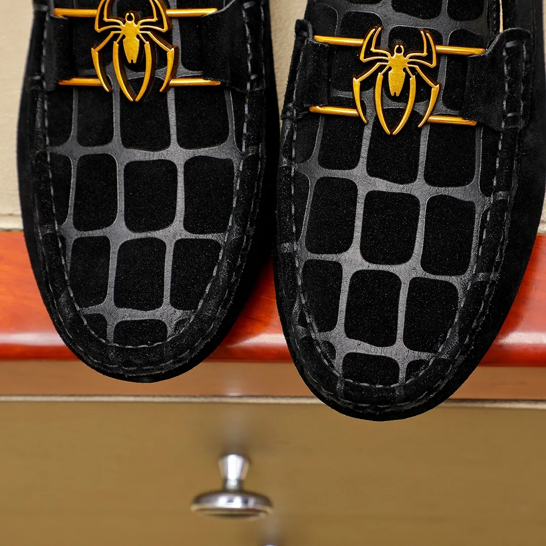 Men's shoes💰360💰🕷🕷️【 GUCCI 】Gucci's best-selling trendy men's casual slip-on shoes🇨🇳Official website original 1:1 mold opening💯Original quality, fine workmanship☘Fashionable and versatile, perfect last shape, comfortable on the feet🍓Trendy men's recommended model, imported cowhide on the top layer🎋High-quality pigskin lining, rubber wear-resistant and non-slip outsole, high-end atmosphere, worth owning🍉Optional 38-45